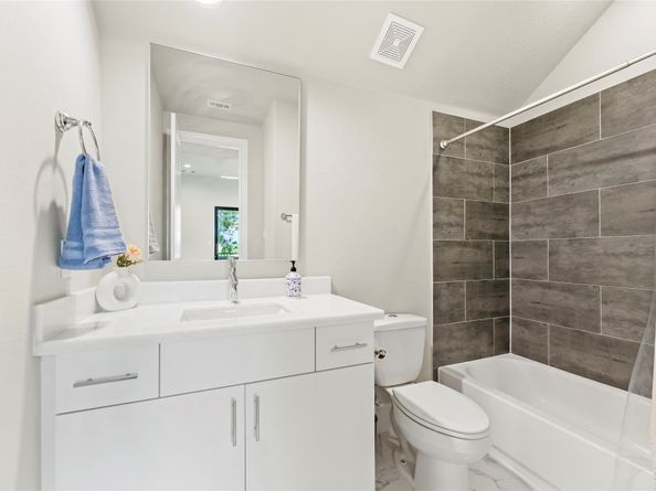 3402 Timbergrove Heights Street, Houston TX 77008