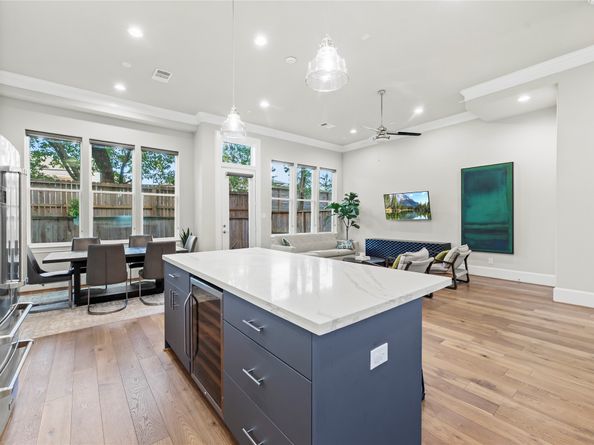 3402 Timbergrove Heights Street, Houston TX 77008