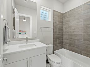 3402 Timbergrove Heights Street, Houston TX 77008