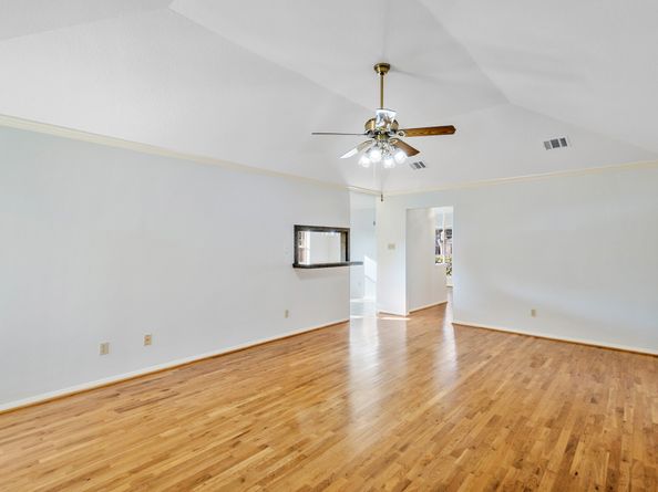 8018 Holiday Lane, Houston TX 77075