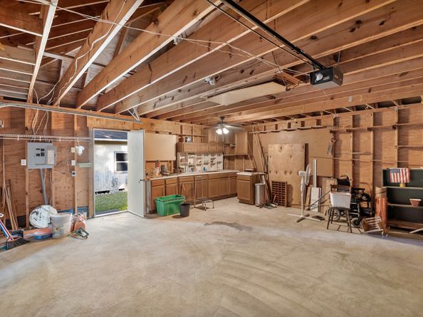 8018 Holiday Lane, Houston TX 77075