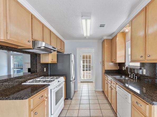 8018 Holiday Lane, Houston TX 77075