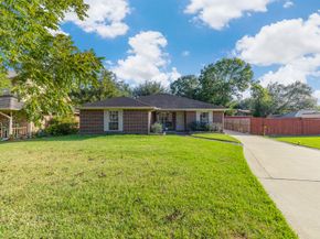 8018 Holiday Lane, Houston TX 77075