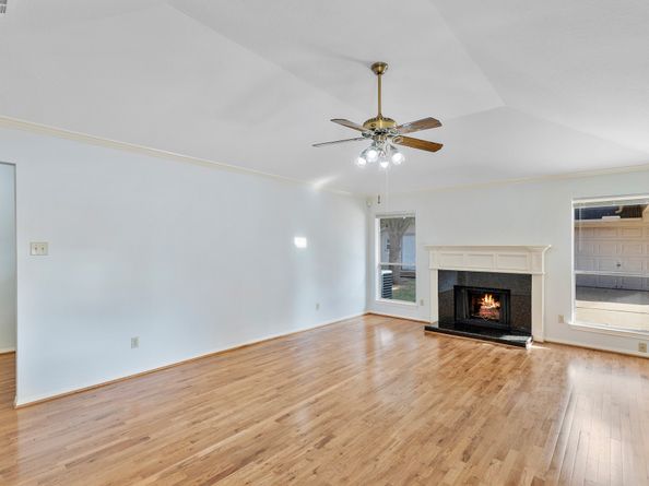 8018 Holiday Lane, Houston TX 77075