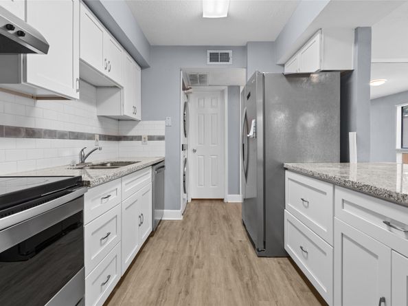 17202 Imperial Valley Drive 34, Houston TX 77060