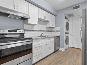 17202 Imperial Valley Drive 34, Houston TX 77060