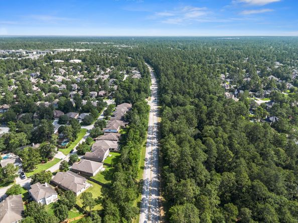 146 S Star Ridge Circle, The Woodlands TX 77382