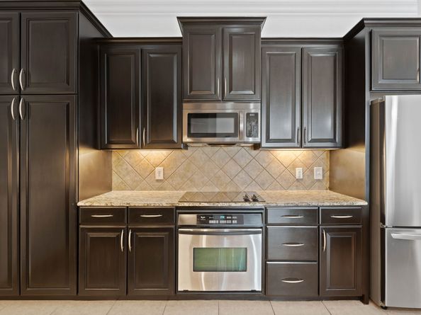 2120 KIPLING Street 301, Houston TX 77098