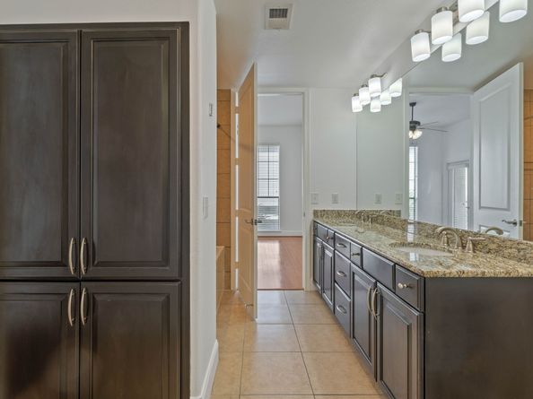 2120 KIPLING Street 301, Houston TX 77098