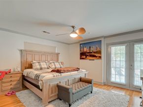 5711 Hummingbird Street, Houston TX 77096