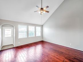 6430 Wilshire Fern, Houston TX 77040