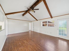 122 White Cedar Street, Houston TX 77015