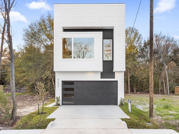 8403 Sunnyhill Street, Houston TX 77088