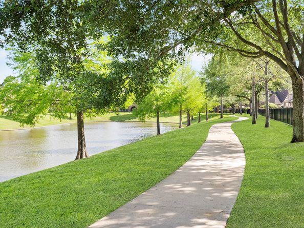 1247 Glenwood Canyon, Houston TX 77077