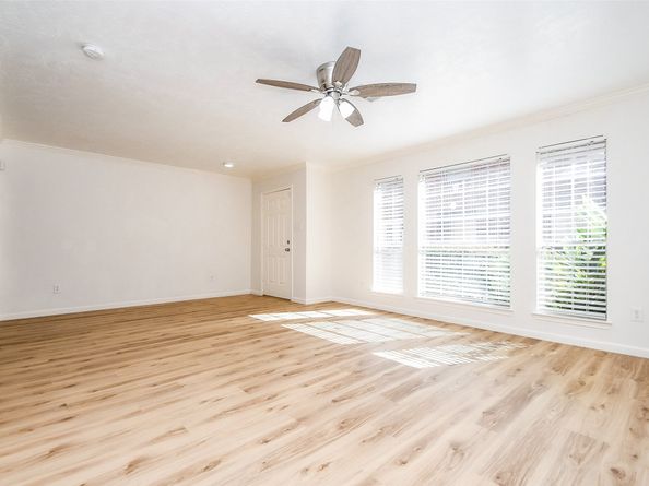 11735 Alief Clodine Road 17, Houston TX 77072