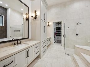 11 River Circle, Houston TX 77063