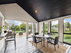 11 River Circle, Houston TX 77063