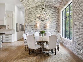 11 River Circle, Houston TX 77063