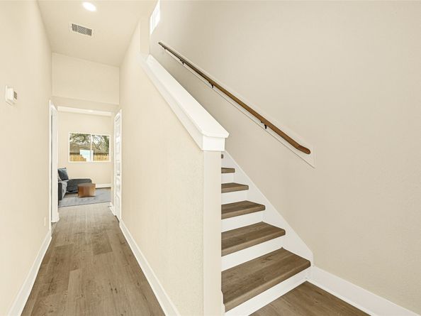 704 Savonna, Houston TX 77076