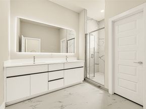 704 Savonna, Houston TX 77076