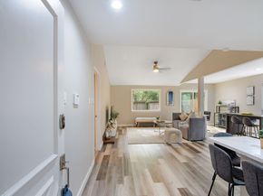 17 W Broken Oak, The Woodlands TX 77381