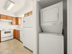 3100 Walnut Bend Lane 120, Houston TX 77042