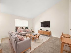 3100 Walnut Bend Lane 120, Houston TX 77042