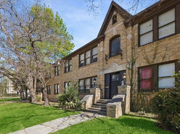 1603 Oakdale Street, Houston TX 77004
