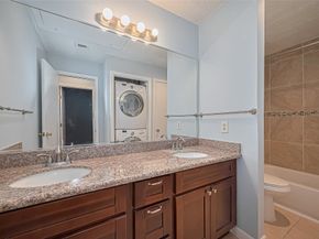 7900 N Stadium Drive 123, Houston TX 77030