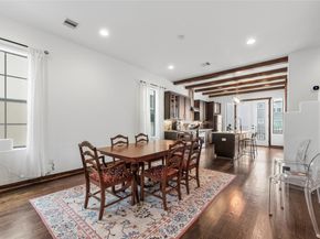 5733 Kiam Street, Houston TX 77007