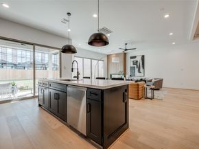 920 E 25TH Street, Houston TX 77009