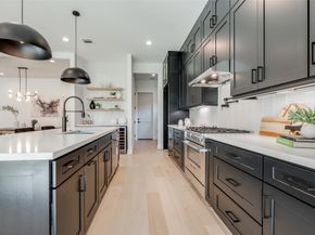 920 E 25TH Street, Houston TX 77009