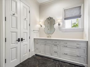 3818 Del Monte Drive, Houston TX 77019