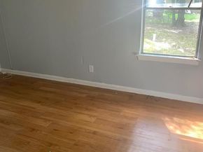 5818 Westover Street, Houston TX 77033