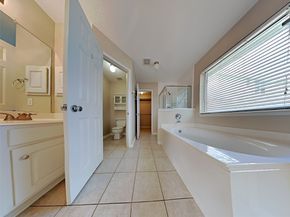 74 Wimberly Way, Conroe TX 77385