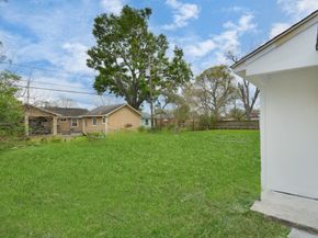 9429 Fairland Drive, Houston TX 77051