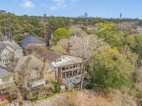15 Hudson Circle, Houston TX 77024