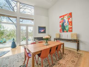 15 Hudson Circle, Houston TX 77024