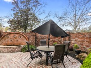 15 Forest Green Trail, Kingwood TX 77339
