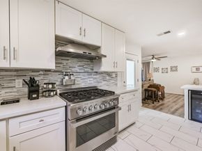 5002 Beechnut Street, Houston TX 77096