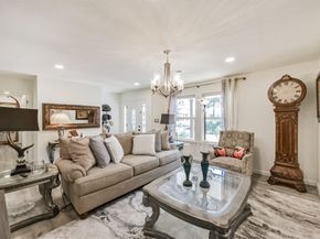 5002 Beechnut Street, Houston TX 77096