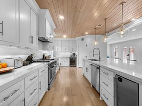 2147 Colquitt Street, Houston TX 77098