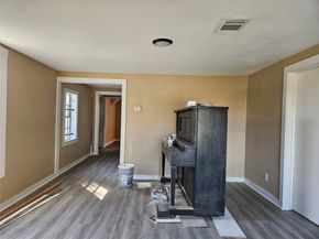 6215 Lavender Street, Houston TX 77026