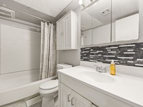 12905 Woodforest Boulevard 406, Houston TX 77015