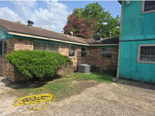 9307 Irby Street, Houston TX 77088