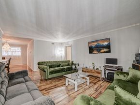 7900 Westheimer Road 202, Houston TX 77063