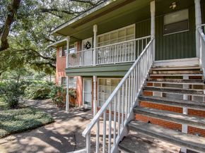 5542 Holly Street 207, Houston TX 77081