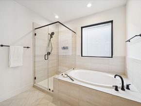 1122 Thompson Street, Houston TX 77007