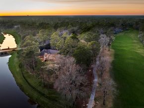 32 Palmer Woods Drive, The Woodlands TX 77381