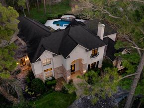 32 Palmer Woods Drive, The Woodlands TX 77381
